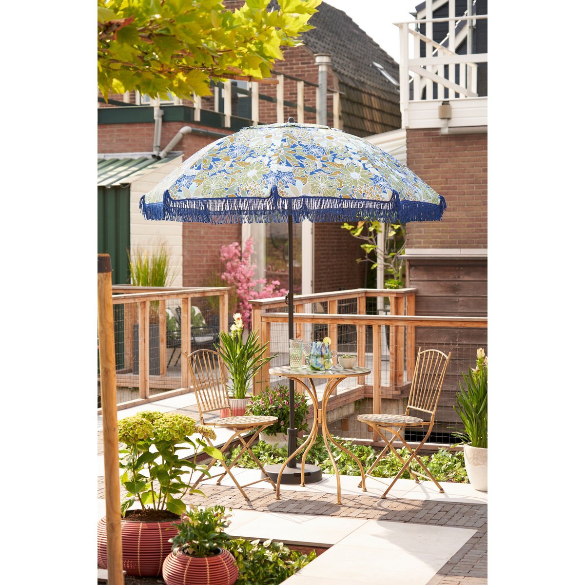 Parasol de fleurs - H238 x Ø220 cm - bleu